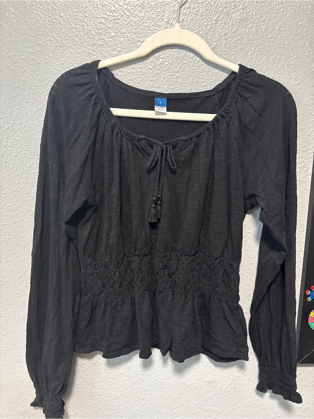 Old Navy Black Long-Sleeve Smocked Waist Peasant Top